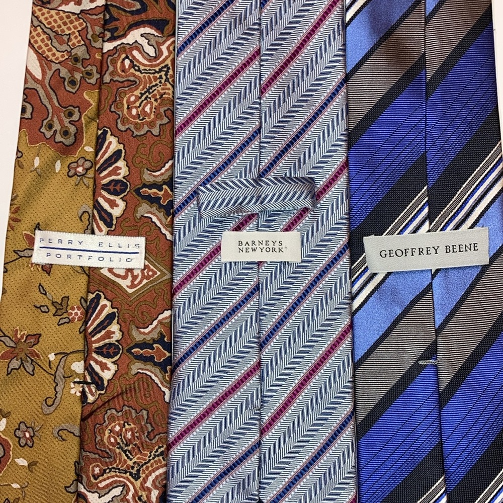Lot 3 Men’s Neckties various styles and brands